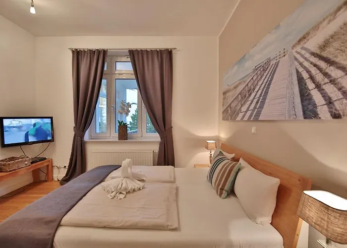 Strandallee 164 Strandallee 164 3 Daire *